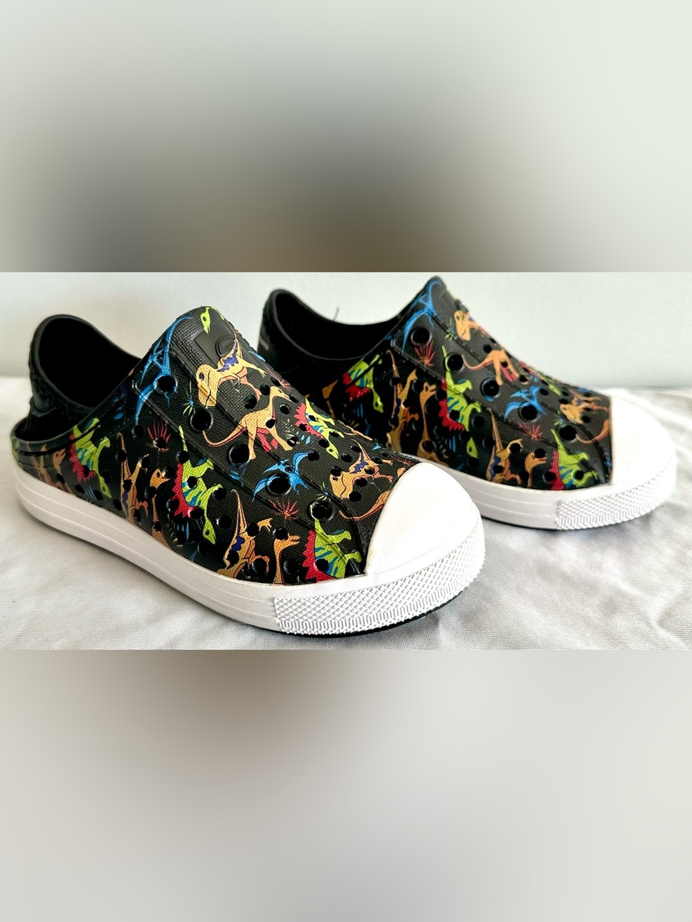 Skechers Kids Dino Print Slip-On Shoes Size 9 Black Multicolor Lightweight Clogs